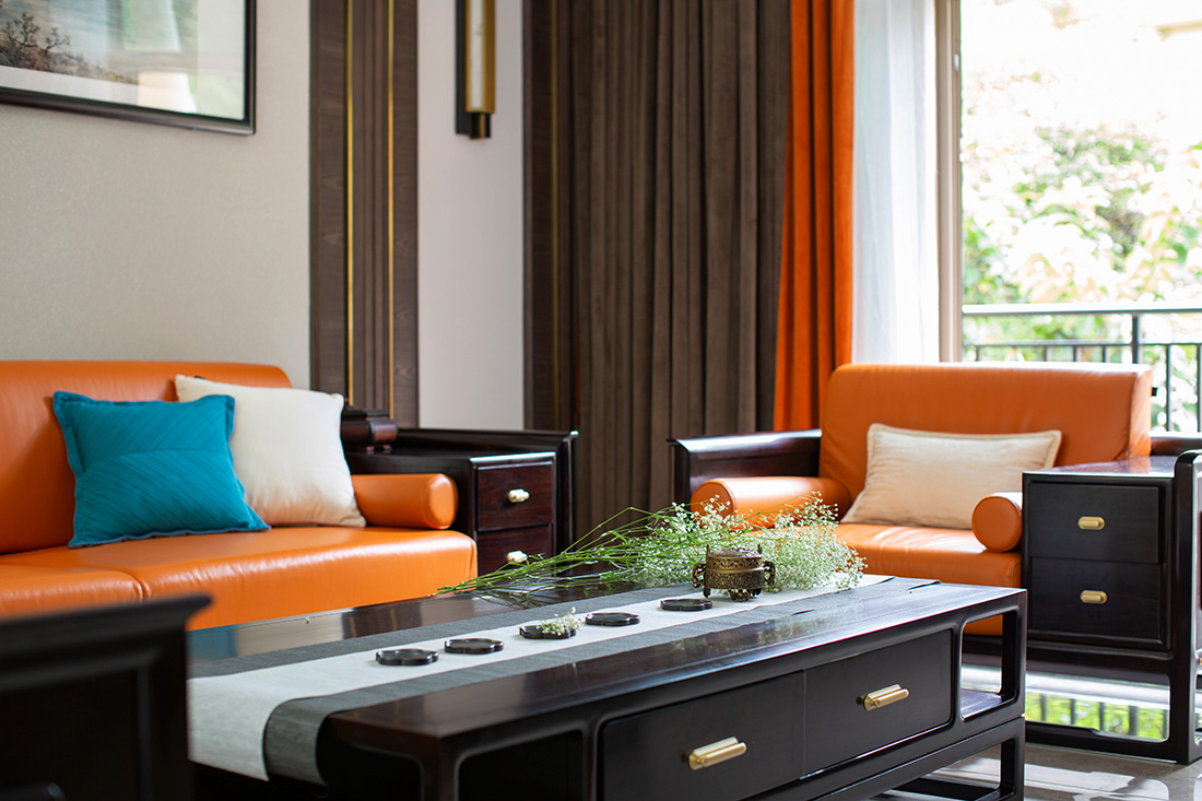 公園大地聯(lián)排別墅客廳裝修設計-