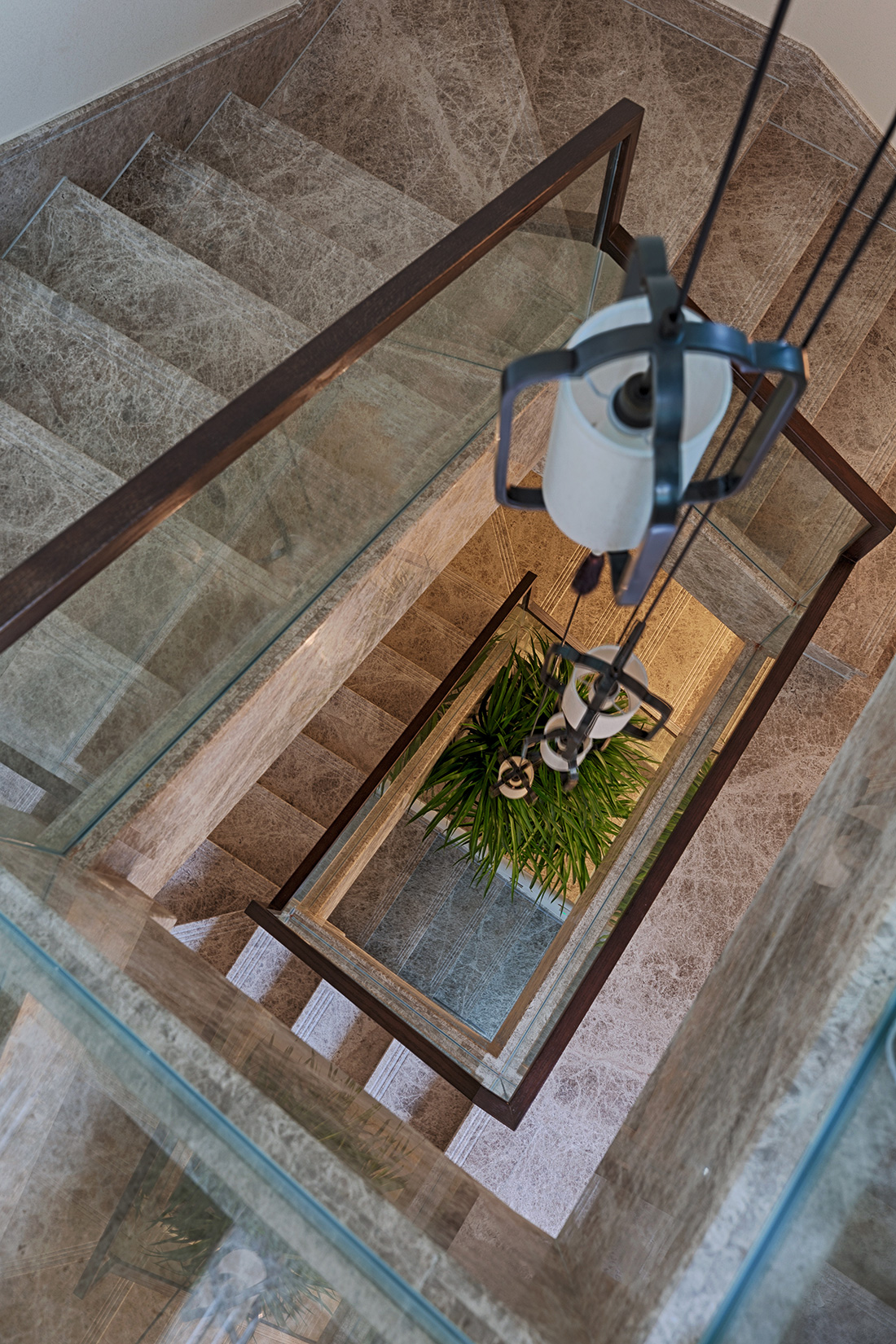 深圳公園大地聯(lián)排別墅裝修設計-樓梯